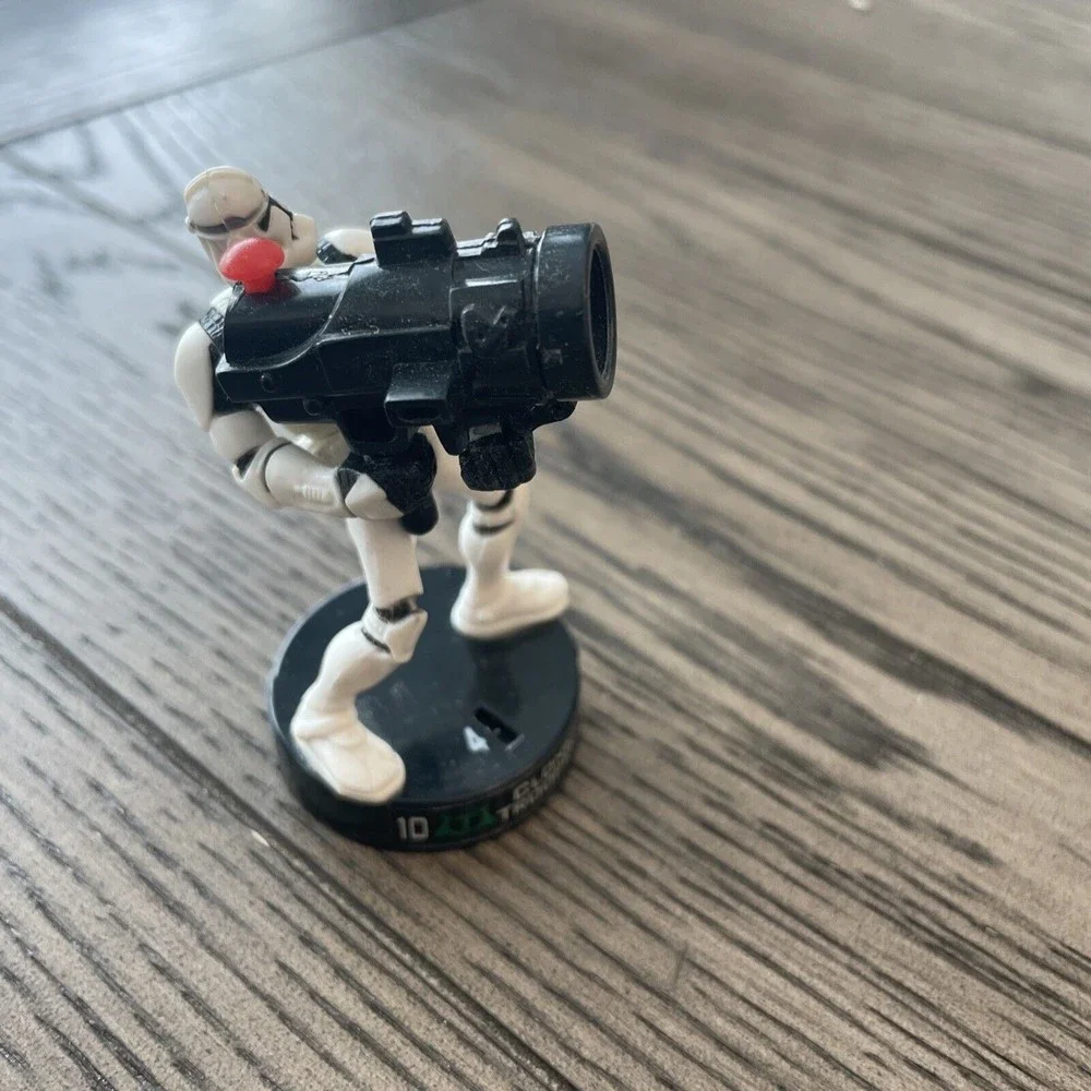 Star Wars 2005 LFL Hasbro Attacktix Battle Masters Game Pieces pilot trooper - Picture 10 of 11